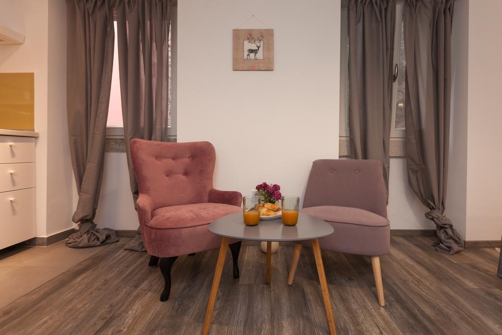 Apartments And Rooms Hey Ровин Екстериор снимка