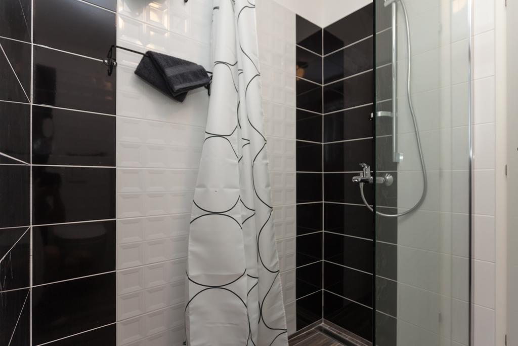 Apartments And Rooms Hey Ровин Екстериор снимка