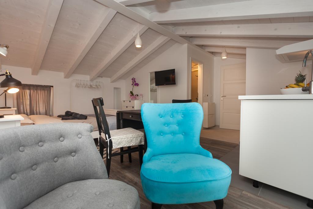 Apartments And Rooms Hey Ровин Екстериор снимка